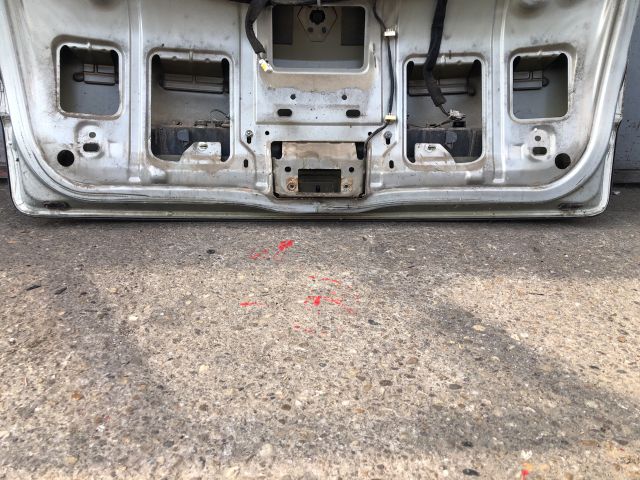 bontott RENAULT SCÉNIC II Csomagtérajtó (Részeivel)