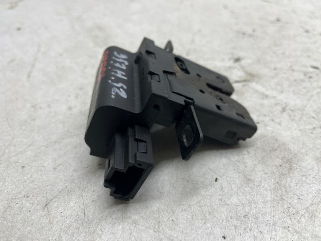 bontott RENAULT SCÉNIC II Csomagtérajtó Zárszerkezet