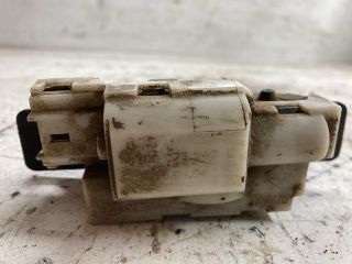 bontott RENAULT SCÉNIC II Csomagtérajtó Zárszerkezet