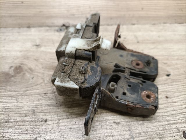 bontott RENAULT SCÉNIC II Csomagtérajtó Zárszerkezet