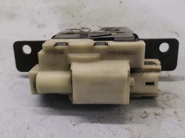 bontott RENAULT SCÉNIC II Csomagtérajtó Zárszerkezet