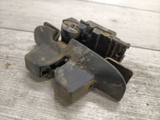 bontott RENAULT SCÉNIC II Csomagtérajtó Zárszerkezet