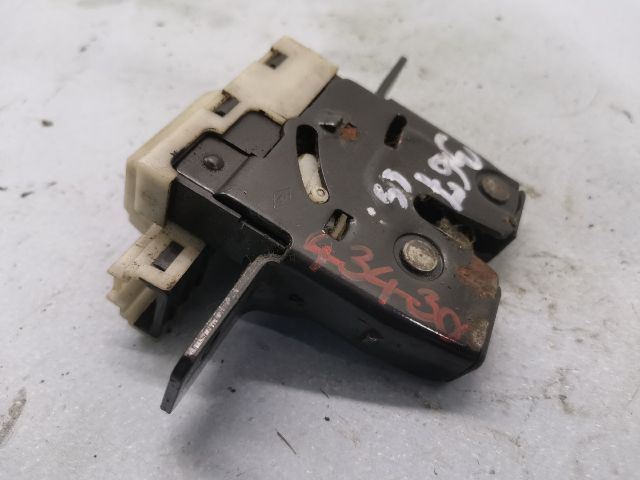 bontott RENAULT SCÉNIC II Csomagtérajtó Zárszerkezet