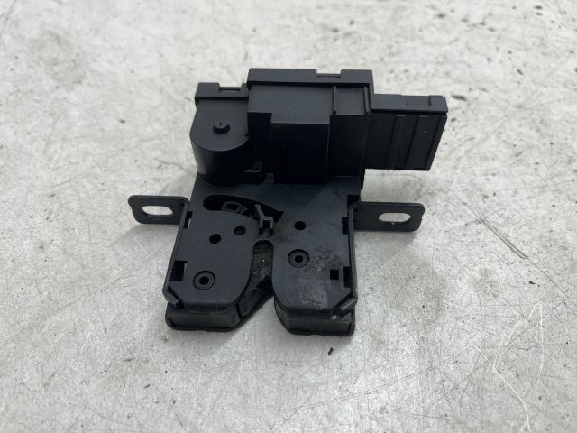 bontott RENAULT SCÉNIC II Csomagtérajtó Zárszerkezet