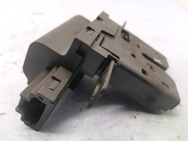 bontott RENAULT SCÉNIC II Csomagtérajtó Zárszerkezet