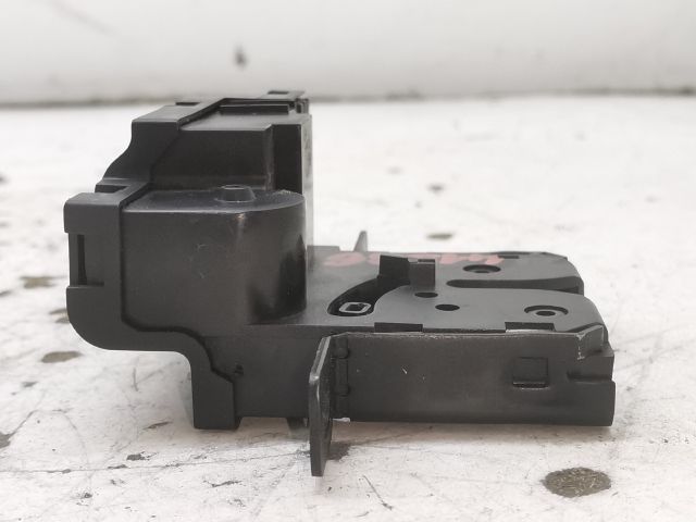 bontott RENAULT SCÉNIC II Csomagtérajtó Zárszerkezet