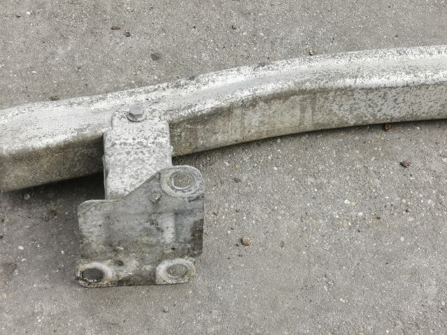 bontott RENAULT SCÉNIC II Első Lökhárító Merevítő (Fém)