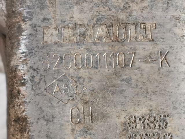 bontott RENAULT SCÉNIC II Első Lökhárító Merevítő (Fém)