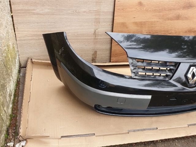 bontott RENAULT SCÉNIC II Első Lökhárító (Részeivel)