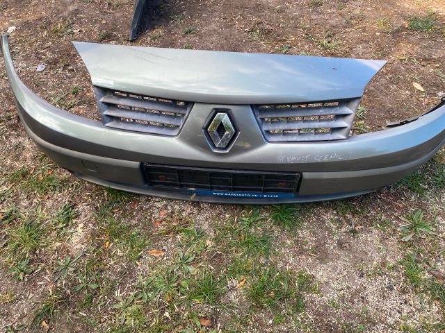 bontott RENAULT SCÉNIC II Első Lökhárító (Részeivel)