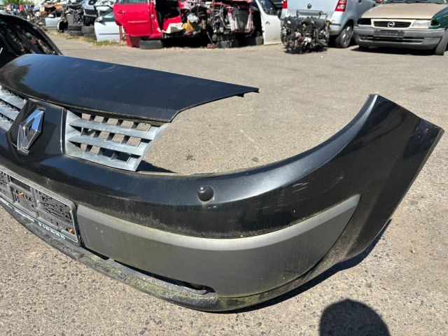 bontott RENAULT SCÉNIC II Első Lökhárító (Részeivel)