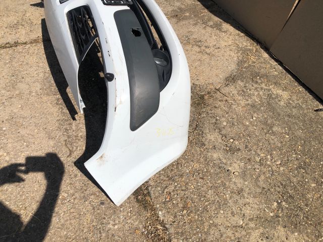 bontott RENAULT SCÉNIC II Első Lökhárító (Részeivel)