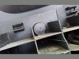 bontott RENAULT SCÉNIC II Első Lökhárító (Részeivel)