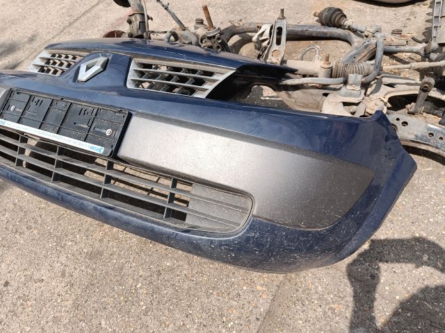 bontott RENAULT SCÉNIC II Első Lökhárító (Részeivel)