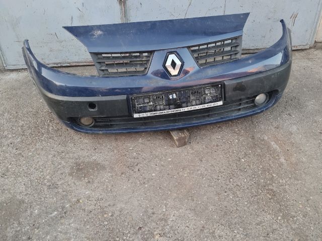 bontott RENAULT SCÉNIC II Első Lökhárító (Részeivel)