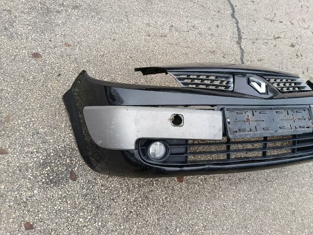 bontott RENAULT SCÉNIC II Első Lökhárító (Üresen)