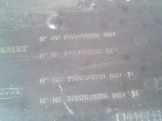 bontott RENAULT SCÉNIC II Első Tároló Rekesz