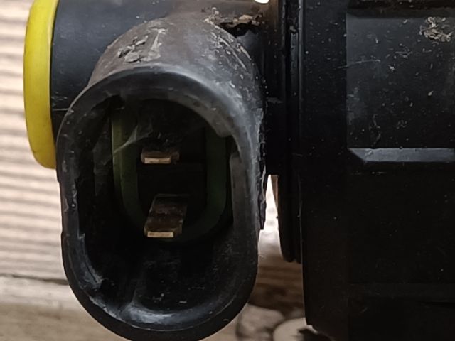 bontott RENAULT SCÉNIC II Fékfolyadék Tartály