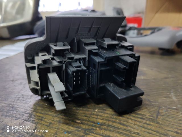 bontott RENAULT SCÉNIC II Fényszórómagasság Állító Kapcsoló