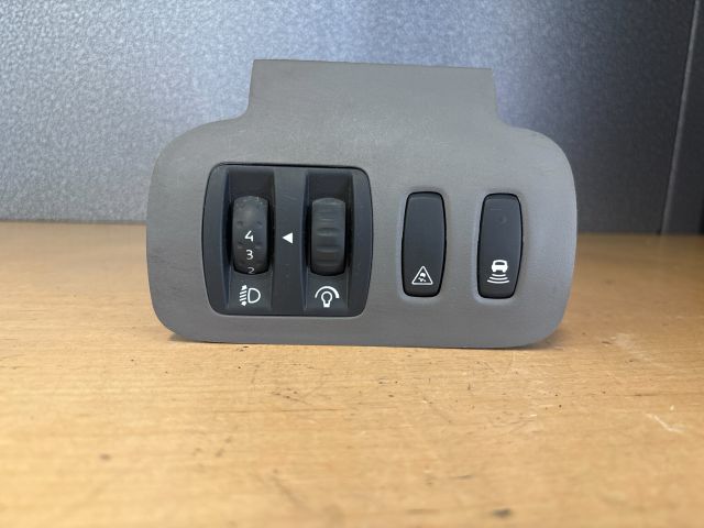 bontott RENAULT SCÉNIC II Fényszórómagasság Állító Kapcsoló