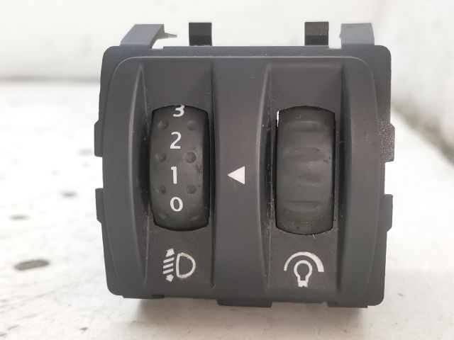 bontott RENAULT SCÉNIC II Fényszórómagasság Állító Kapcsoló