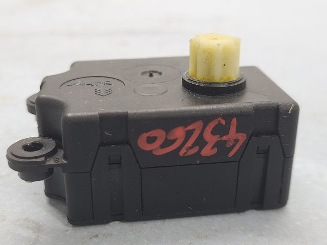 bontott RENAULT SCÉNIC II Fűtés Állító Motor