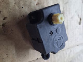 bontott RENAULT SCÉNIC II Fűtés Állító Motor