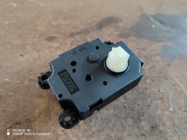 bontott RENAULT SCÉNIC II Fűtés Állító Motor