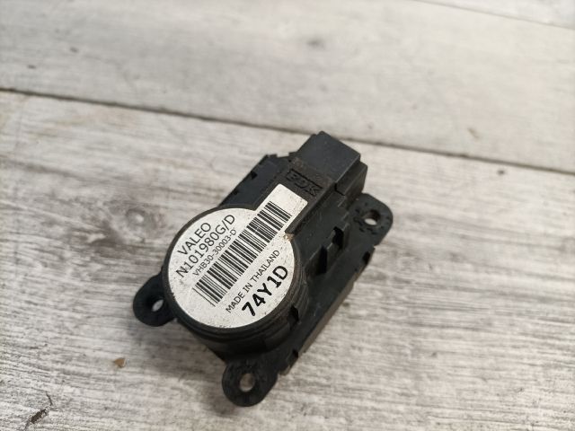 bontott RENAULT SCÉNIC II Fűtés Állító Motor