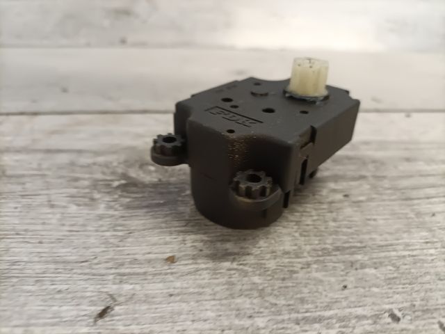 bontott RENAULT SCÉNIC II Fűtés Állító Motor