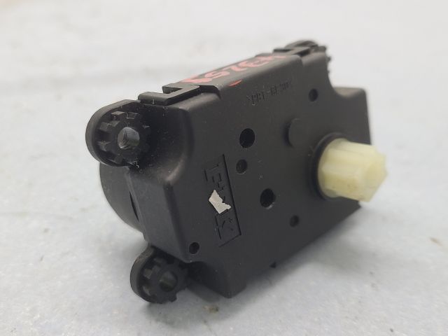 bontott RENAULT SCÉNIC II Fűtés Állító Motor