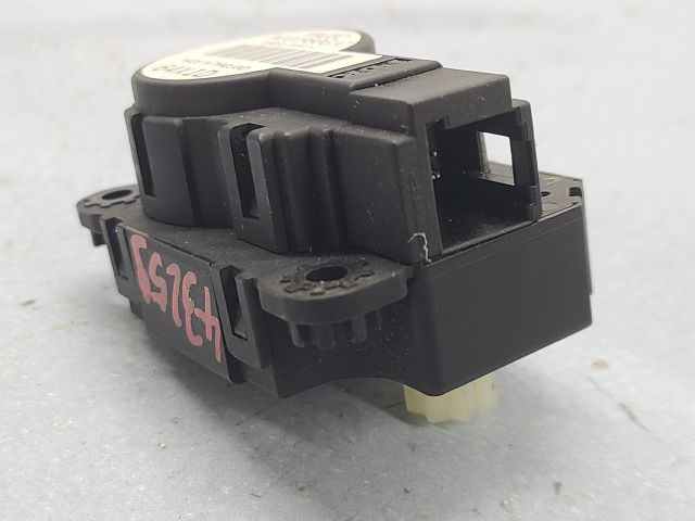 bontott RENAULT SCÉNIC II Fűtés Állító Motor