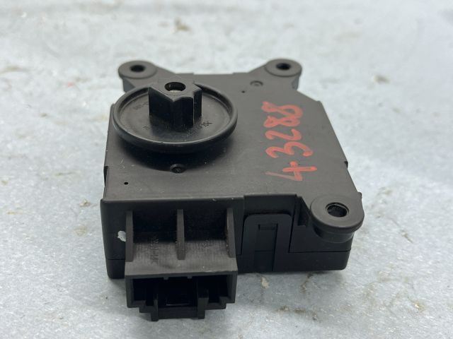 bontott RENAULT SCÉNIC II Fűtés Állító Motor