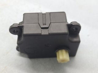 bontott RENAULT SCÉNIC II Fűtés Állító Motor