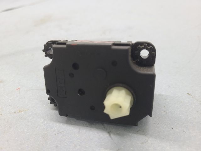 bontott RENAULT SCÉNIC II Fűtés Állító Motor