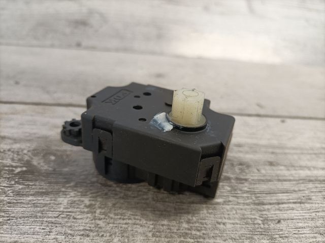 bontott RENAULT SCÉNIC II Fűtés Állító Motor