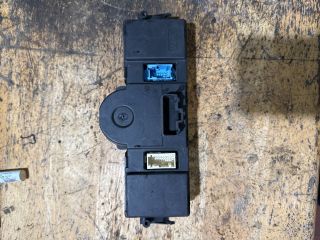 bontott RENAULT SCÉNIC II Fűtéskapcsoló (digit klímás)