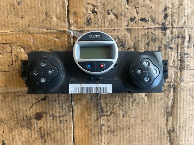 bontott RENAULT SCÉNIC II Fűtéskapcsoló (digit klímás)