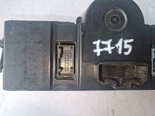 bontott RENAULT SCÉNIC II Fűtéskapcsoló (digit klímás)