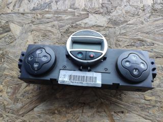 bontott RENAULT SCÉNIC II Fűtéskapcsoló (digit klímás)