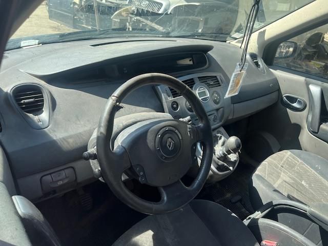 bontott RENAULT SCÉNIC II Fűtéskapcsoló (digit klímás)