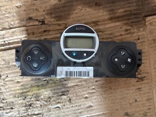 bontott RENAULT SCÉNIC II Fűtéskapcsoló (digit klímás)