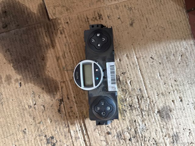 bontott RENAULT SCÉNIC II Fűtéskapcsoló (digit klímás)