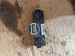 bontott RENAULT SCÉNIC II Fűtéskapcsoló (digit klímás)