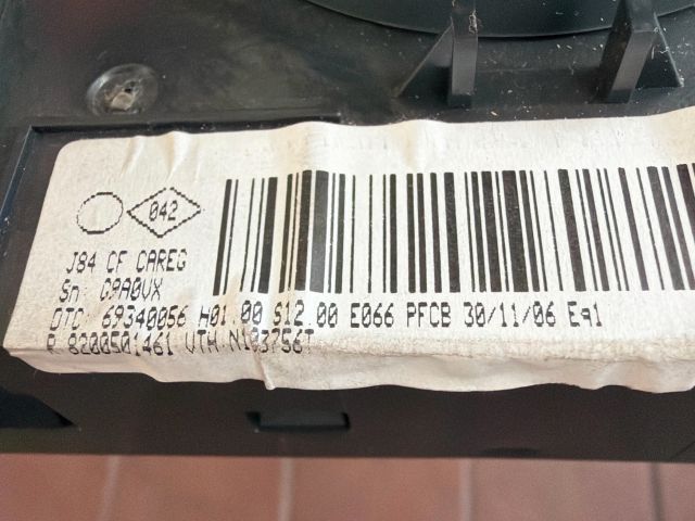 bontott RENAULT SCÉNIC II Fűtéskapcsoló (digit klímás)