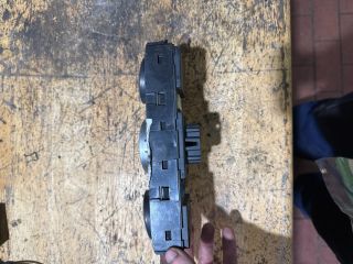 bontott RENAULT SCÉNIC II Fűtéskapcsoló (digit klímás)