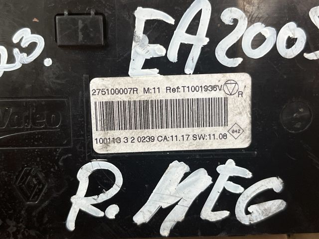 bontott RENAULT SCÉNIC II Fűtéskapcsoló (digit klímás)