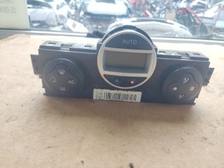bontott RENAULT SCÉNIC II Fűtéskapcsoló (digit klímás)
