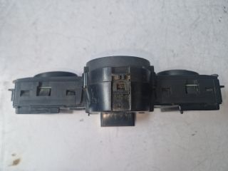 bontott RENAULT SCÉNIC II Fűtéskapcsoló (digit klímás)