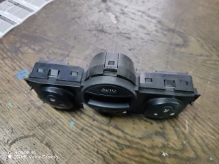 bontott RENAULT SCÉNIC II Fűtéskapcsoló (manuális klímás)